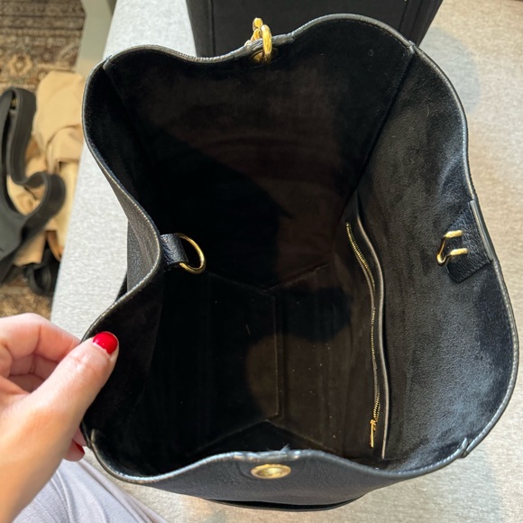 Celine Sangle Seau Calfskin Bag in Black with Gold Hardware in Large Size - Picture 11 of 15